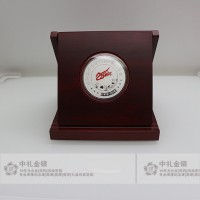 深圳哪里找做纯银纪念币定制的厂家？
